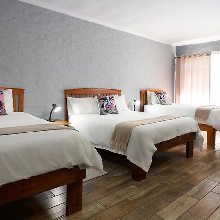 קולסברג Merino Inn Hotel מראה חיצוני תמונה