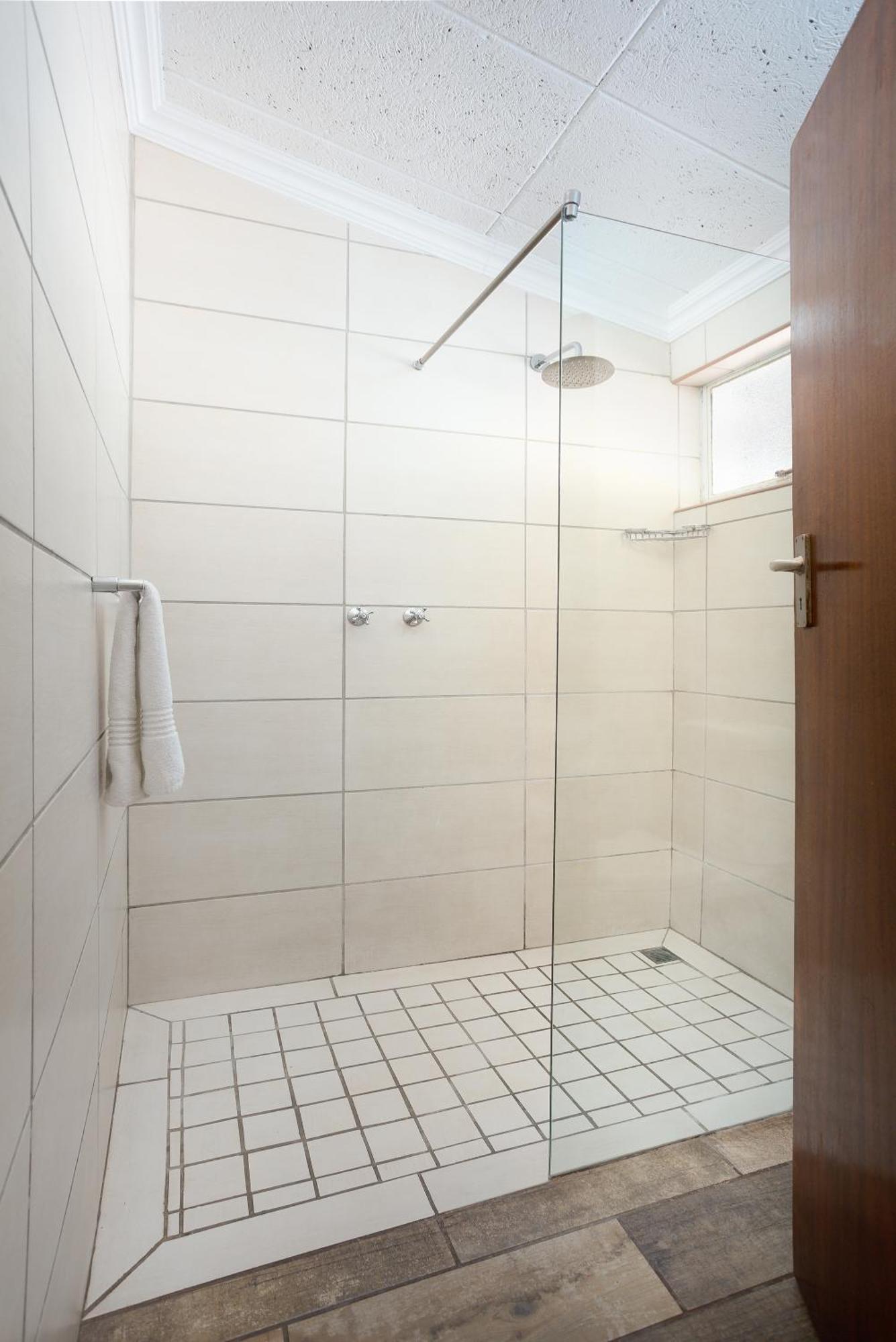 קולסברג Merino Inn Hotel מראה חיצוני תמונה