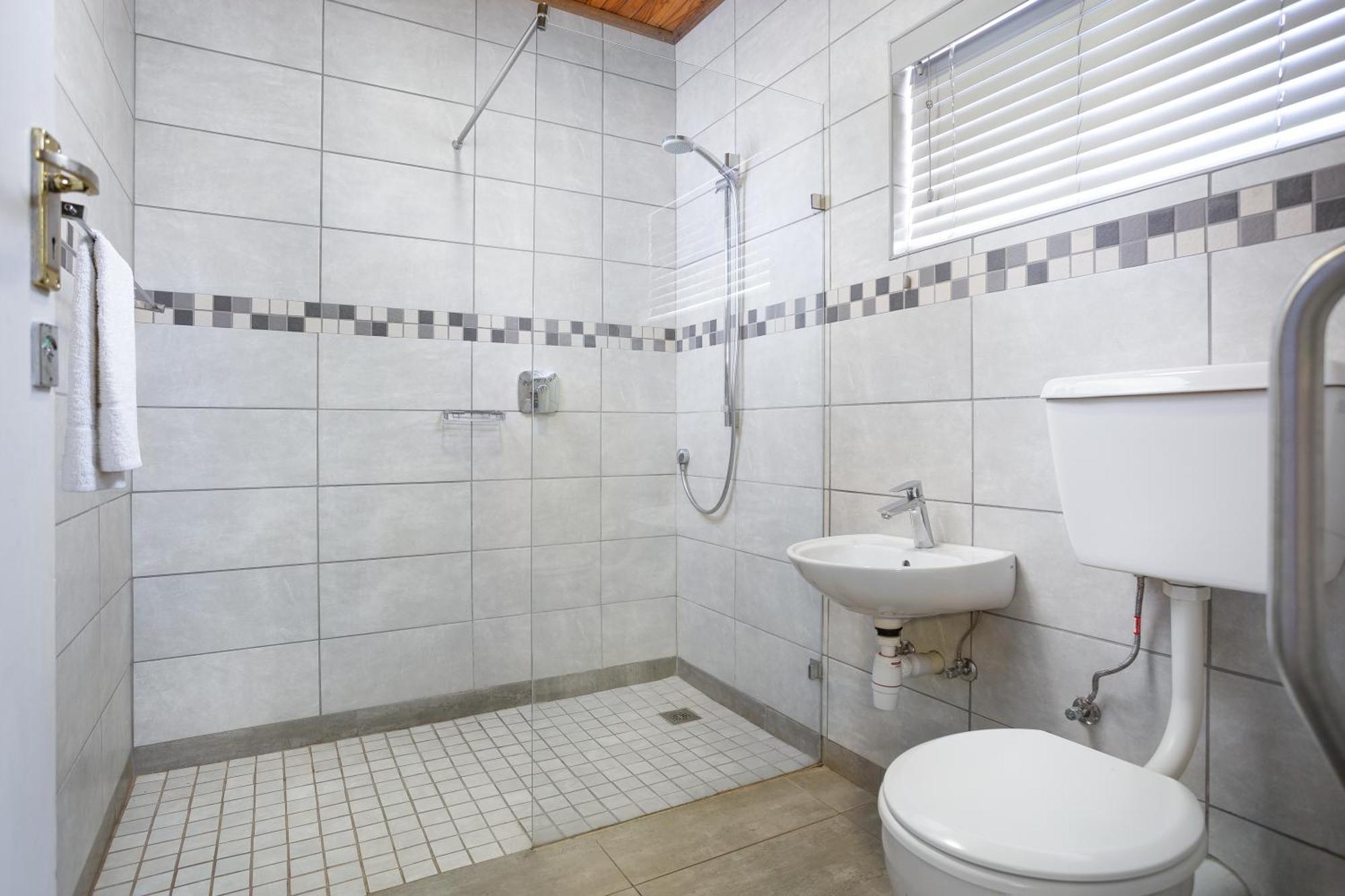 קולסברג Merino Inn Hotel מראה חיצוני תמונה