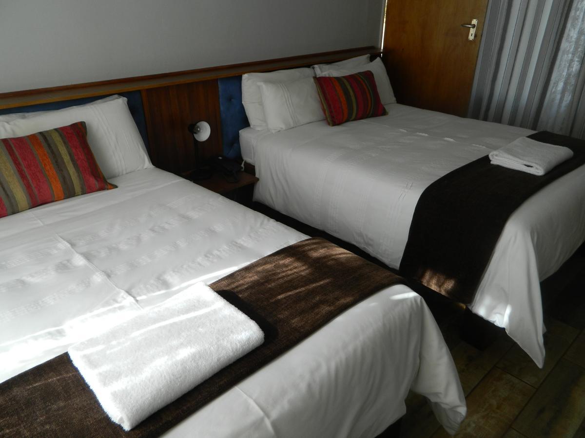 קולסברג Merino Inn Hotel מראה חיצוני תמונה